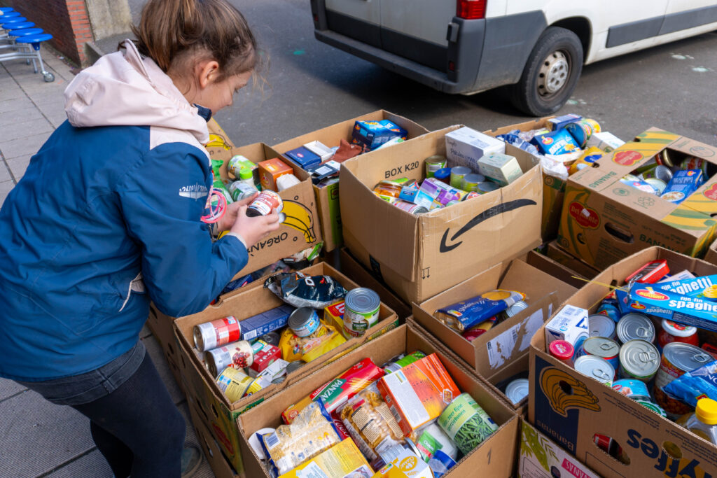 scout triant des vivres