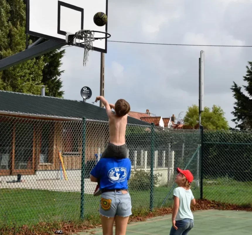 enfant baskets arc en ciel asbl